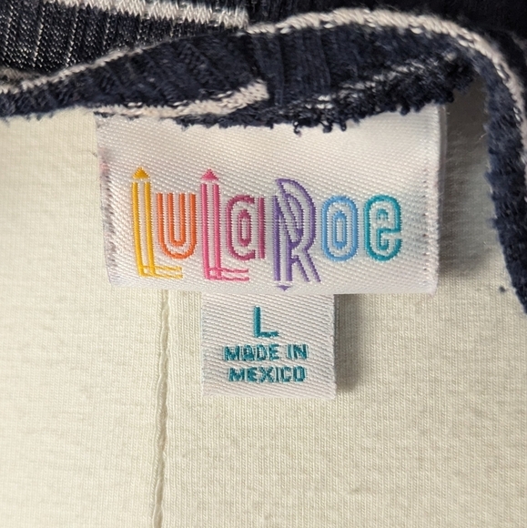 🌀 LuLaRoe Shirley Kimono - Nautical Vibes in Navy Stripes! 🌀 - Picture 4 of 4